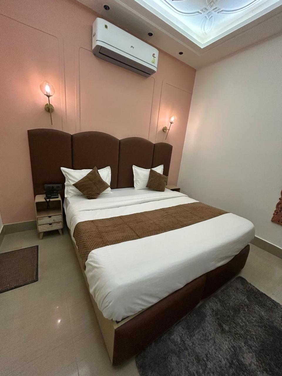 Divine Hotel Карнал Экстерьер фото