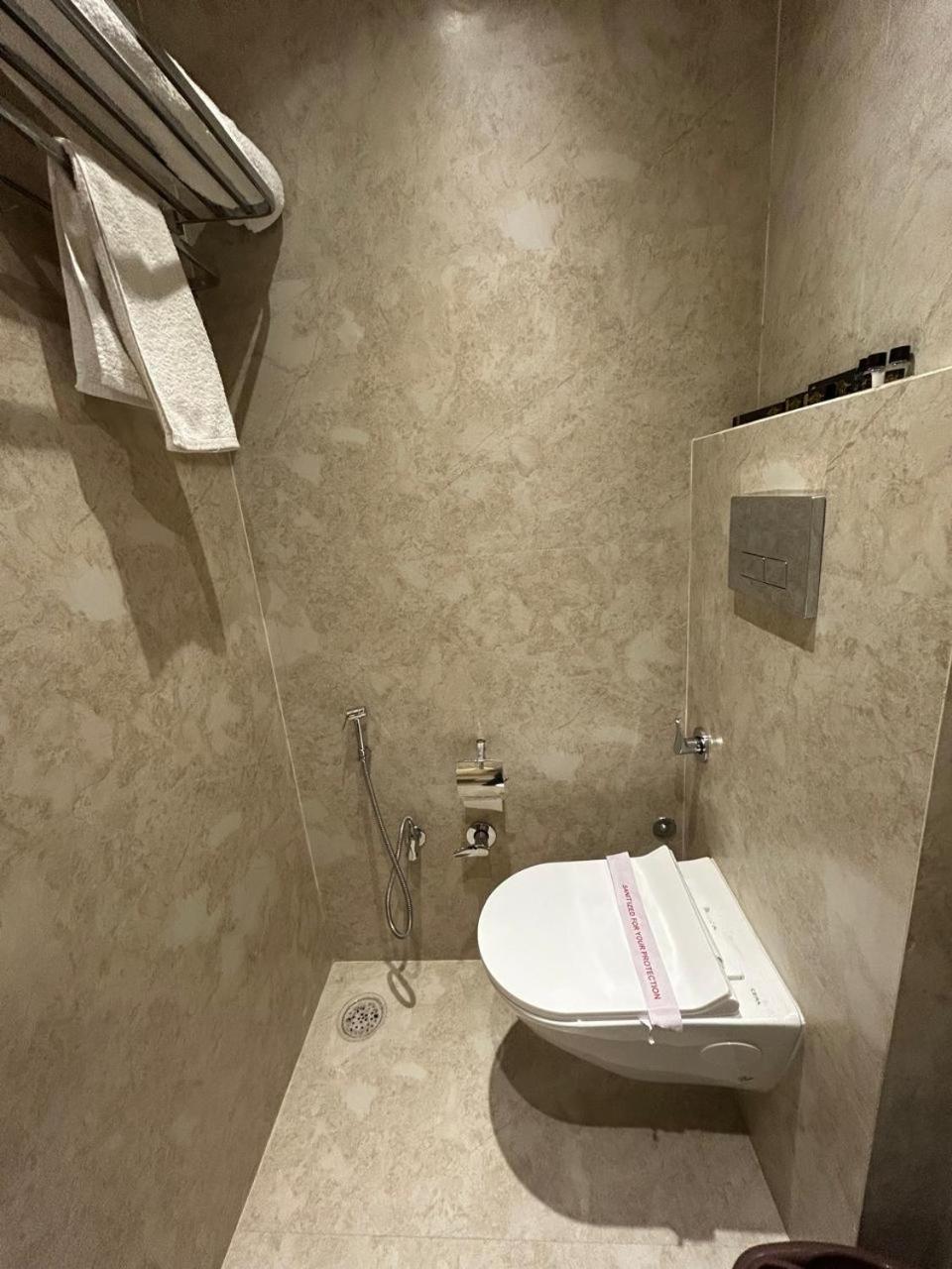 Divine Hotel Карнал Экстерьер фото