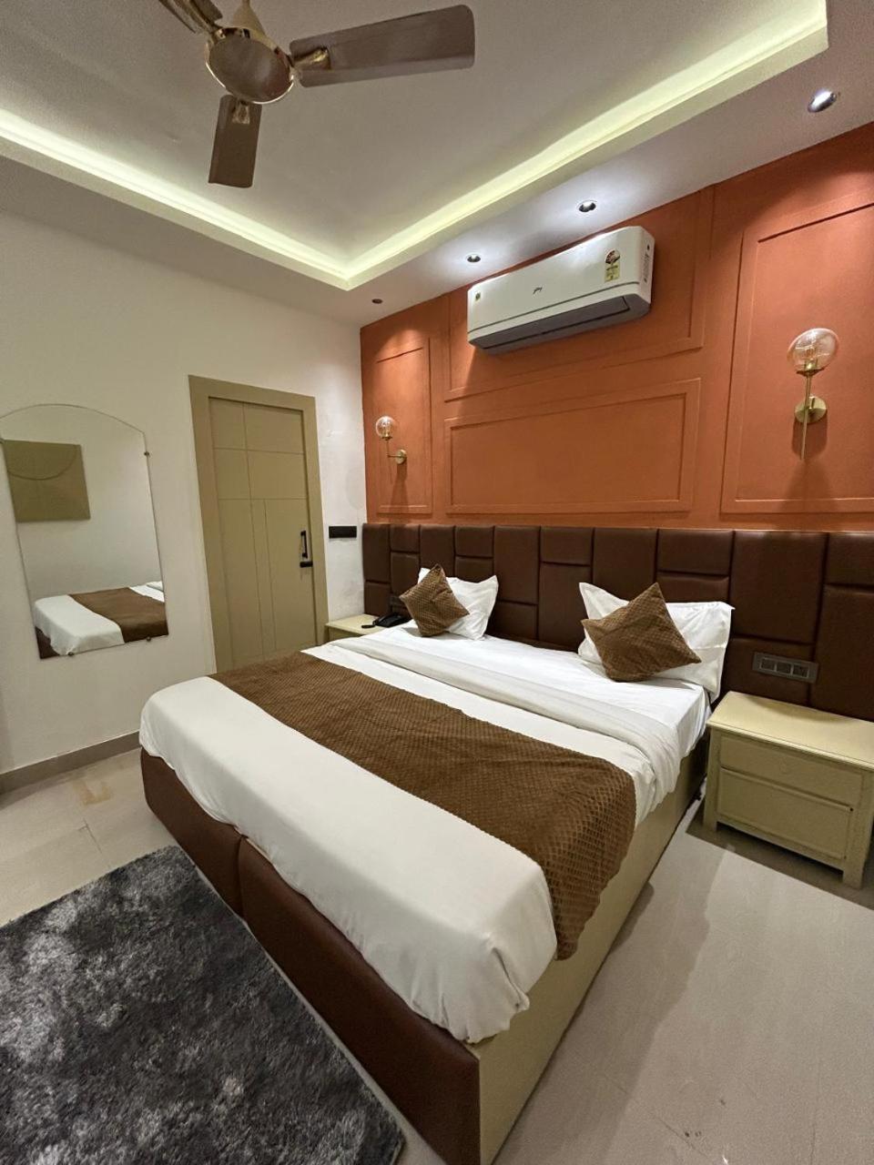 Divine Hotel Карнал Экстерьер фото