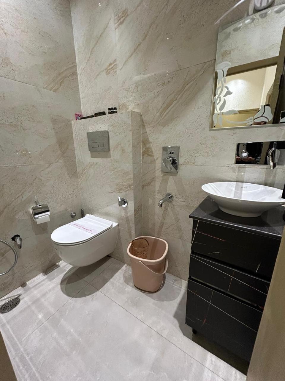 Divine Hotel Карнал Экстерьер фото